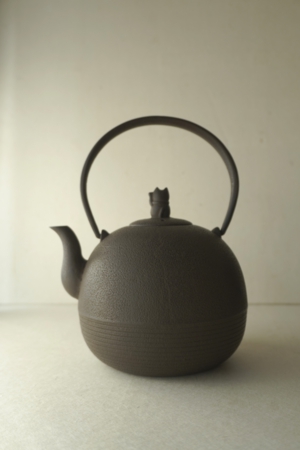 鉄瓶104.jpg