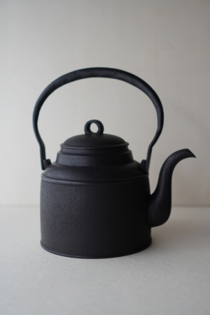 鉄瓶218.jpg