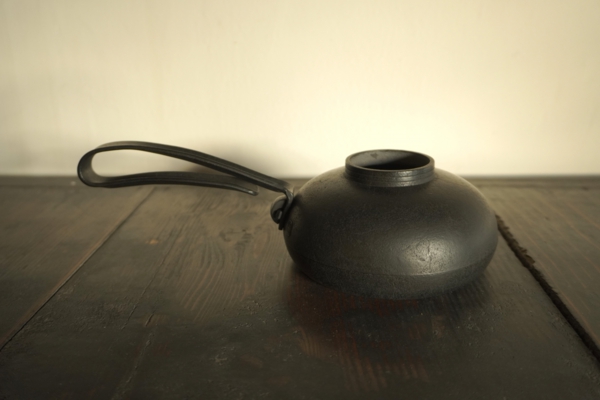 鉄瓶209.jpg